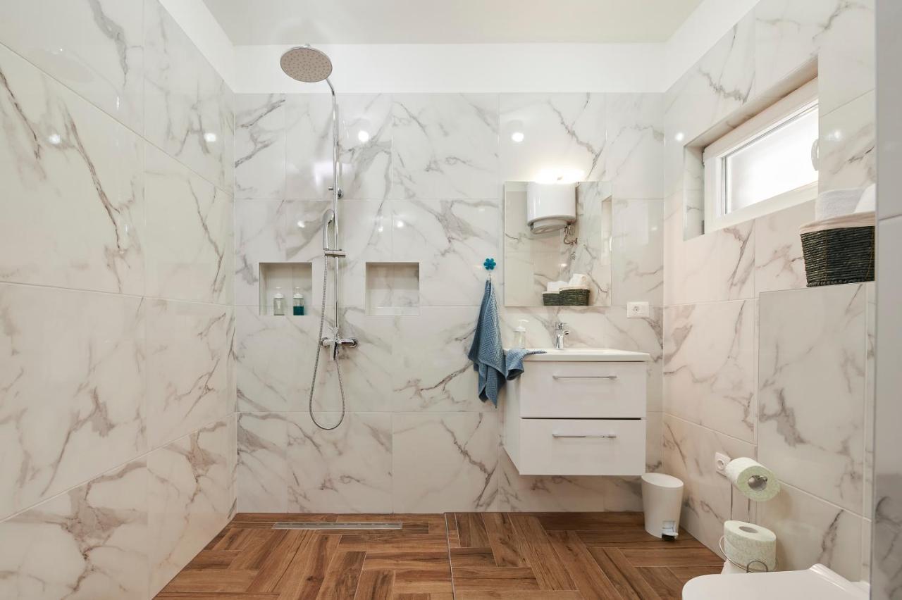 New 4* Apartman Zoa In Τρογκίρ Εξωτερικό φωτογραφία