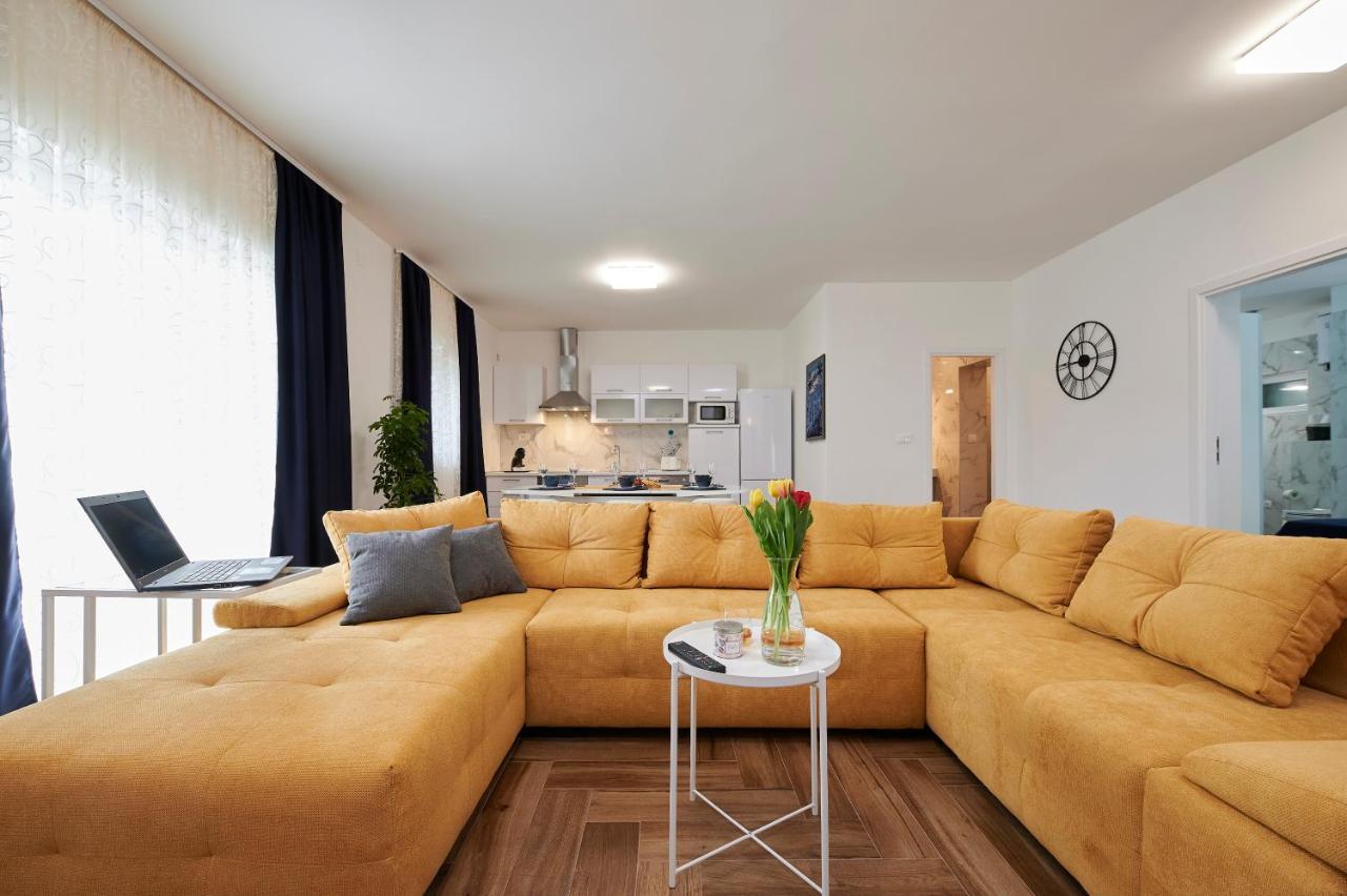 New 4* Apartman Zoa In Τρογκίρ Εξωτερικό φωτογραφία